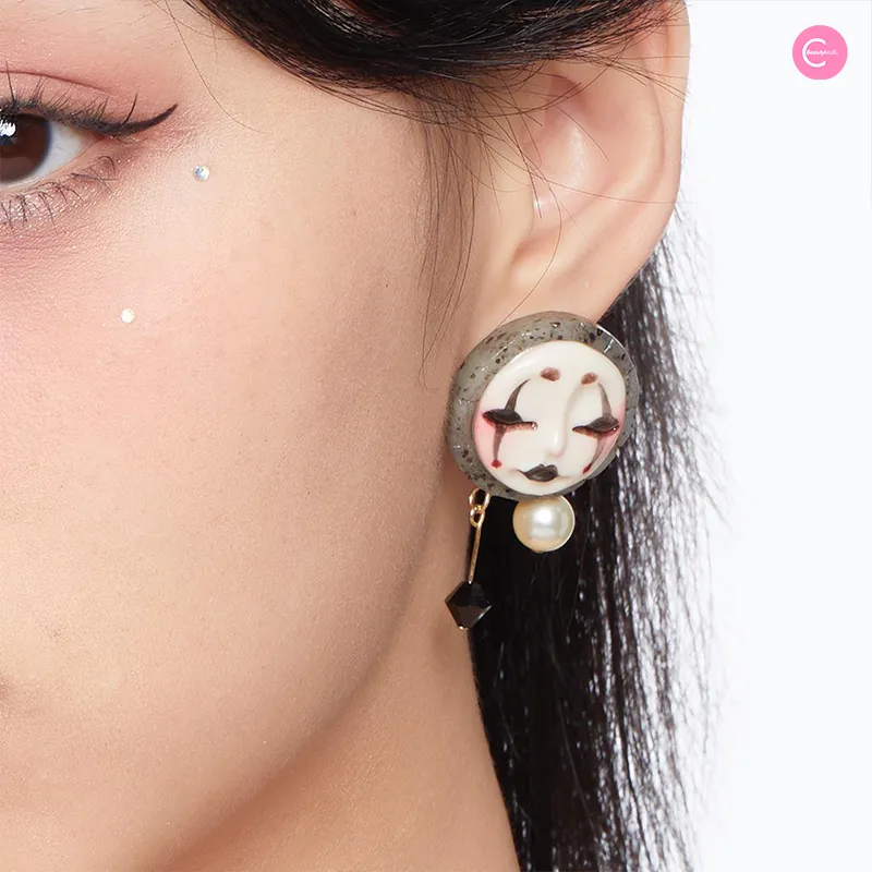 QUANDO Black Witch Asymmetric Sterling Silver Earrings